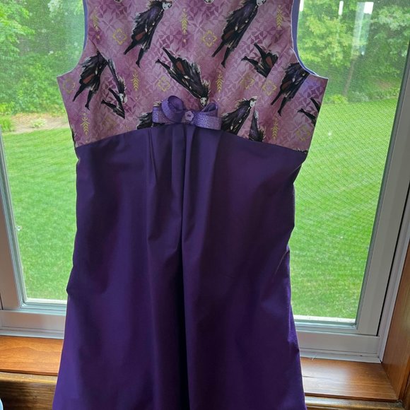 Girl's sleeveless long length Frozen Dress Size 10